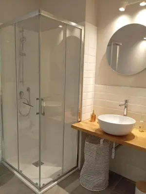 Bagno di Un Monde Appart Ortigia