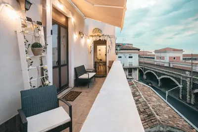 Balcone o terrazza di Eda Apartment Affaccio sul porto