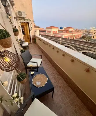 Balcone o terrazza di Eda Apartment Affaccio sul porto