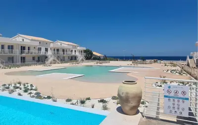 Piscina di Beautiful Apartment In Marzamemi With Wifi o nelle vicinanze