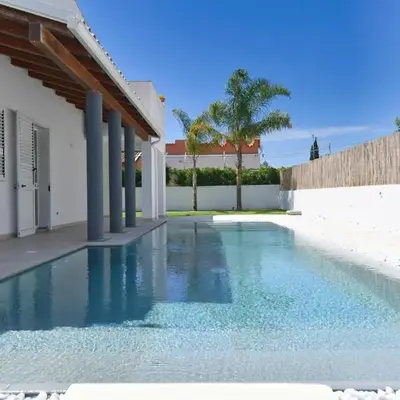 Nice Apartment with Pool