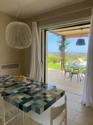 Paesaggio naturale nelle vicinanze della villa