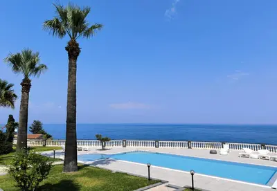 Piscina di Corner of paradise by the sea - At Home Sicily o nelle vicinanze