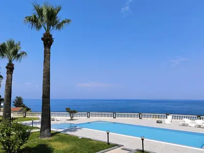 Piscina di Corner of paradise by the sea - At Home Sicily o nelle vicinanze