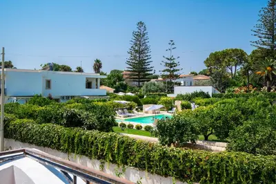 Piscina di Villa Mandaré - Fontane Bianche o nelle vicinanze