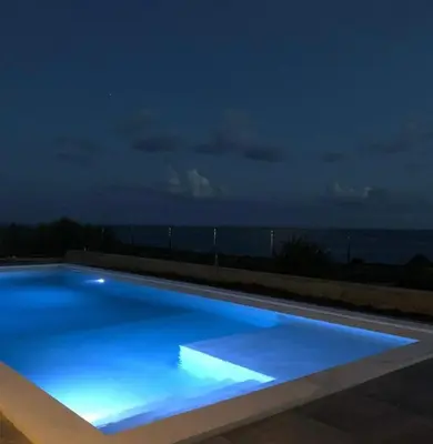 Piscina di Villa Plemmirio Seaview o nelle vicinanze