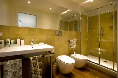 Bagno di Palazzo Spagna