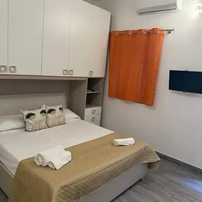 Garibaldi Rooms 2