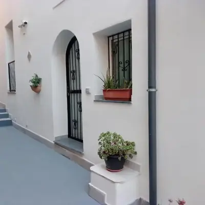 La corte 3