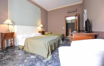 Letto o letti in una camera di 6 Bedroom Amazing Home In Noto