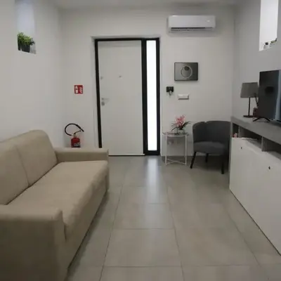 Henny House