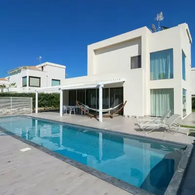 Modern Villa With Views Of Ortigia