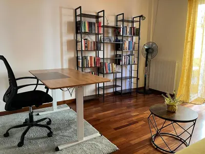 Biblioteca nell'appartamento