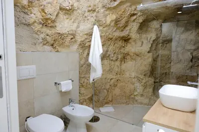 Bagno di Rihal Rooms