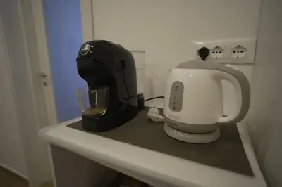 Set per la preparazione di tè e caffè presso Marci's house