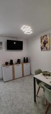 TV o dispositivi per l'intrattenimento presso Raggiu di Suli