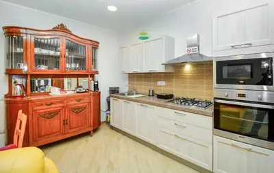 Cucina o angolo cottura di Cozy Home In Augusta With Wifi