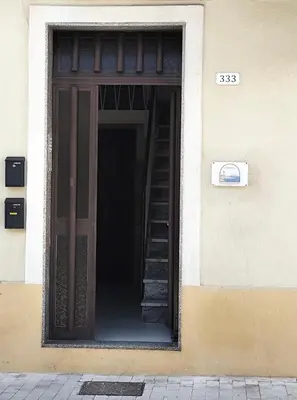 Facciata o entrata di Civico 333