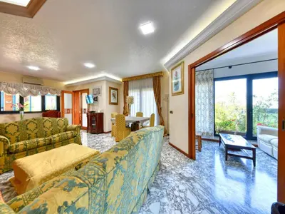 Area soggiorno di Villa with private pool near Terrauzza