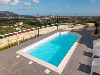 Piscina di Holiday Home in Floridia with private pool o nelle vicinanze