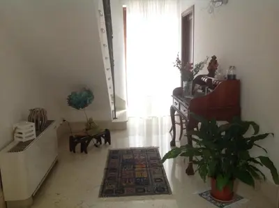 Planimetria di Crispi 10