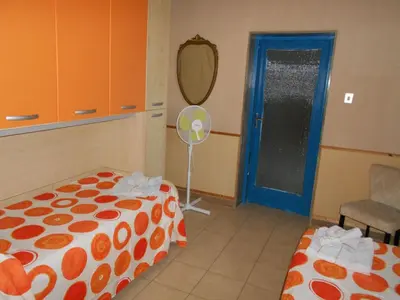 Letto o letti in una camera di Holiday Home Haus der Schmetterlinge in Syrakus by Interhome
