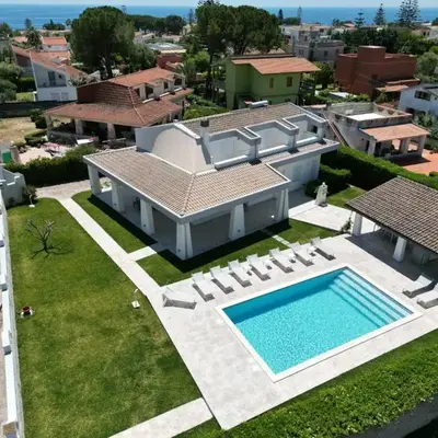 Holiday Home für 10 Personen an der Küste Siziliens by Interhome