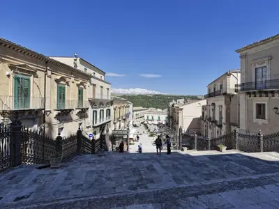 Vista generica su Ragusa o vista sulla città dall'interno dell'appartamento