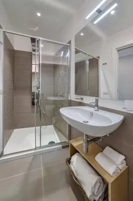 Bagno di Apartment Großes Appartement in Ragusa mit Kleinem Balkon by Interhome