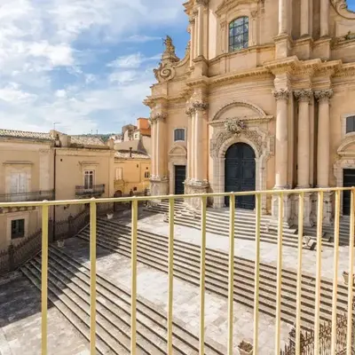 Apartment Ettore- Wohnung mit Blick auf die Kathedrale von Ibla by Interhome