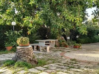 Giardino di Holiday Home für 12 Personen in Syrakus by Interhome