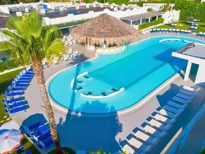 Piscina di Aura Club Borgo Rio Favara o nelle vicinanze