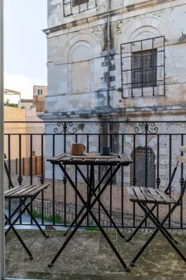 Balcone o terrazza di The Seafarers House - Latitude 37N in Ortigia