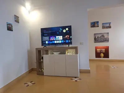TV o dispositivi per l'intrattenimento presso casa teatro 2