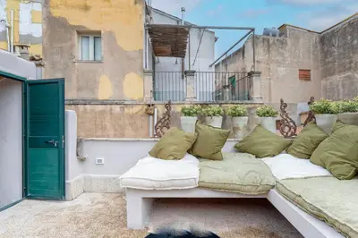 Area soggiorno di Ziolì Apartment