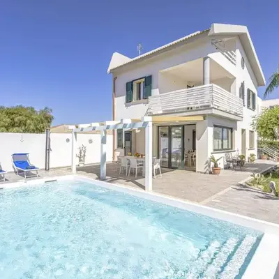 Villa Mare Sud by Villa Plus