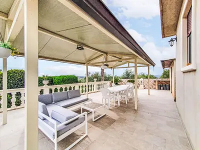 Balcone o terrazza di Villa Morgana by Interhome