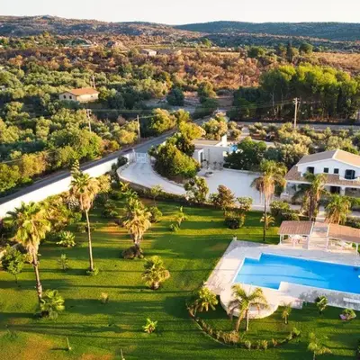 Villa Nivara