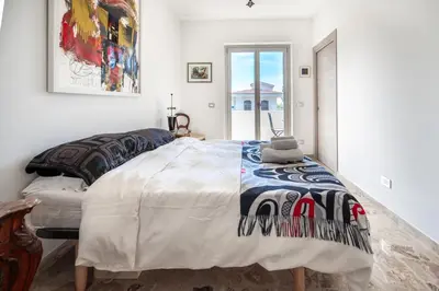 Letto o letti in una camera di Pink Moon Private Luxury Villa Secluded Garden 5 Bedroom 4 en suite Bathrooms with Private Pool CAT 6 WiFi Close to Beach