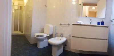 Bagno di Downtown Living