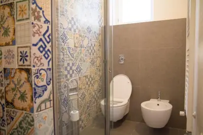 Bagno di Caleidoscopio Rosso