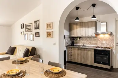 Cucina o angolo cottura di A Due passi dal Mare Villas