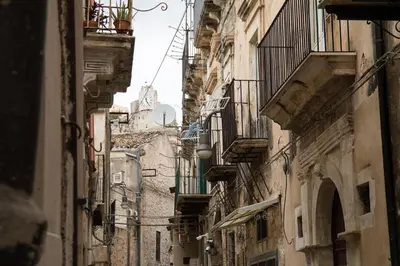 Vista generica su Modica o vista sulla città dall'interno dell'appartamento