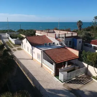 Apartment Kairòs- Wohnung 10 m vom Sandstrand entfernt by Interhome