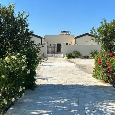 Apartment Wohnung in Noto mit Terrasse- gemeinsamem Pool und Garten by Interhome