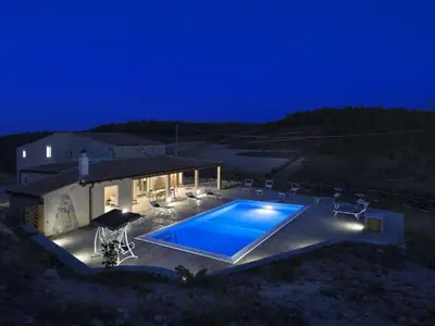 Piscina di Holiday Home Villa Belvedere by Interhome o nelle vicinanze