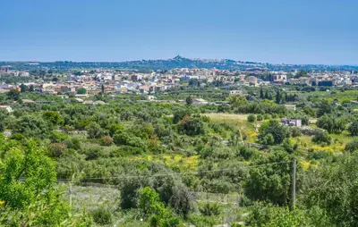 Paesaggio naturale nelle vicinanze della casa vacanze