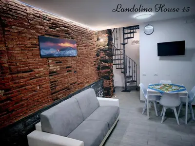 TV o dispositivi per l'intrattenimento presso Landolina House 45