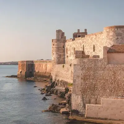 2 Bedroom Nice Home In Siracusa