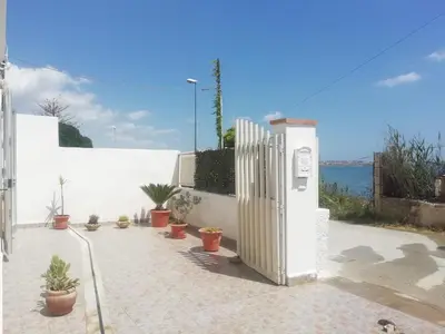 Paesaggio naturale nelle vicinanze della casa vacanze